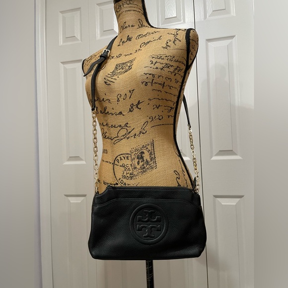Tory Burch Bombe Black Leather Crossbody with Gold Chain Accents - Picture 13 of 14